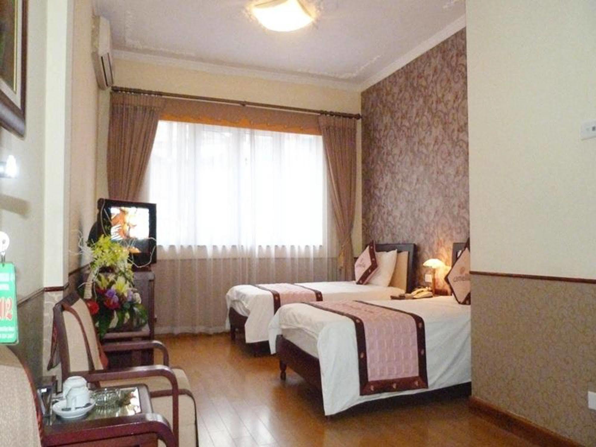Camellia 4 Hotel Hanoi Buitenkant foto