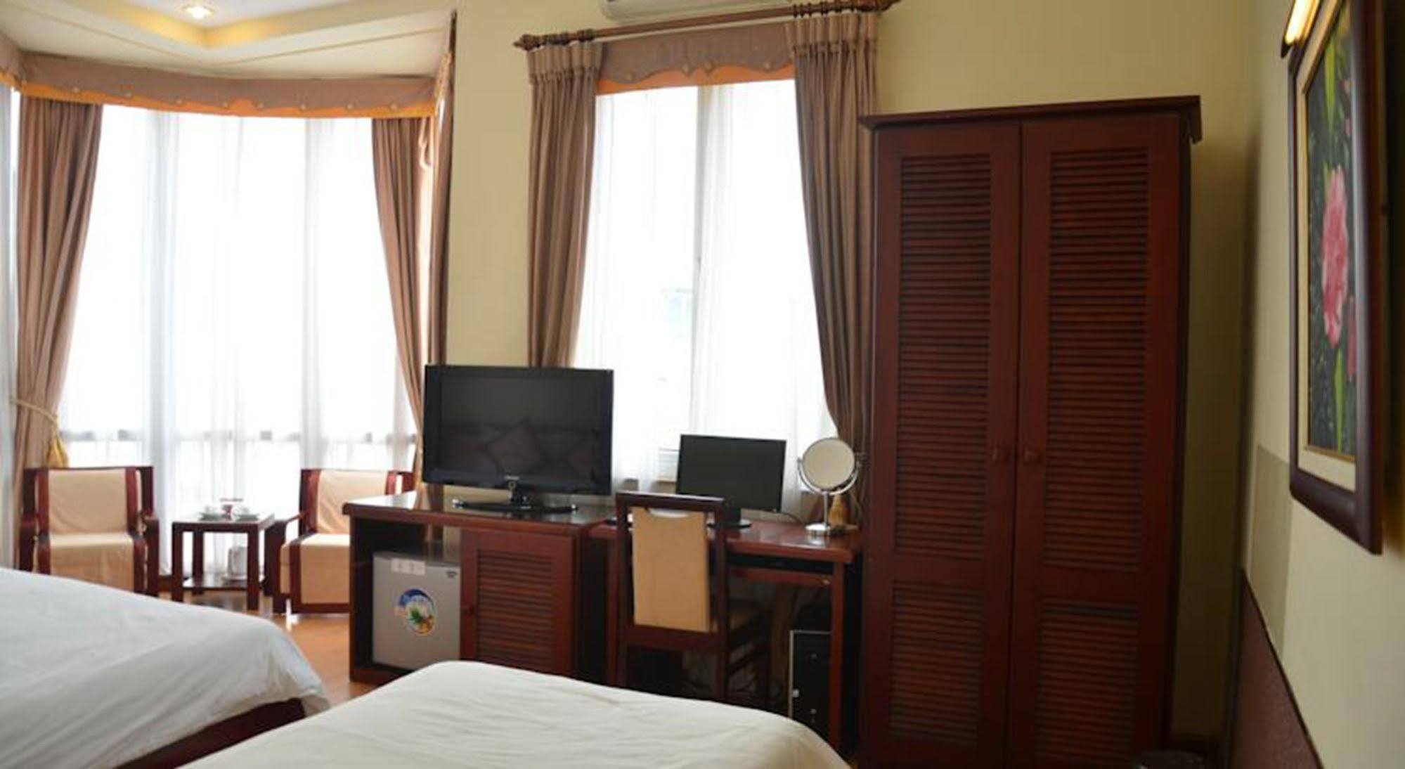 Camellia 4 Hotel Hanoi Buitenkant foto